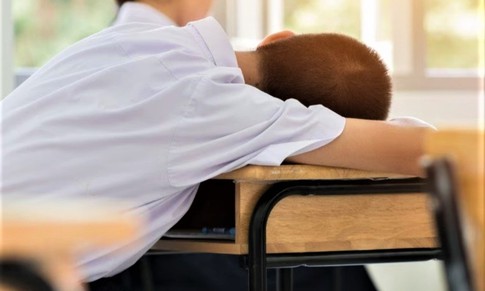 Nguyên nhân phổ biến gây buồn ngủ nhiều vào ban ngày
