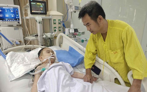 Xót thương hoàn cảnh bé gái mắc bệnh u não cần sự hỗ trợ từ cộng đồng