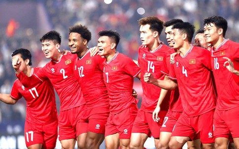 Đội tuyển Việt Nam tăng 1 bậc tr&#234;n bảng xếp hạng FIFA th&#225;ng 11