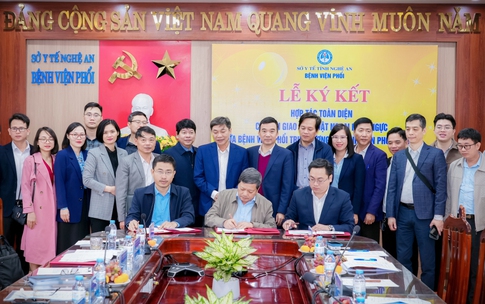 Bệnh viện Phổi Trung ương hỗ trợ to&#224;n diện, n&#226;ng tầm chuy&#234;n m&#244;n Bệnh viện Phổi Nghệ An