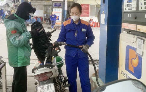 Gi&#225; xăng dầu ra sao trong kỳ điều h&#224;nh ng&#224;y mai?