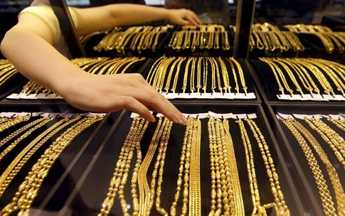 Gi&#225; v&#224;ng h&#244;m nay ng&#224;y 9/11 chốt tuần cực lạ, người mua lỗ đậm