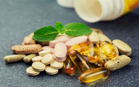 Uống thuốc bổ gan l&#226;u d&#224;i c&#243; hại kh&#244;ng?