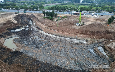 Hồ điều h&#242;a hơn 30ha giữa Thủ đ&#244; bước v&#224;o giai đoạn thi c&#244;ng tăng tốc