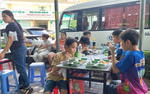 Nhà ăn Hạnh phúc, nơi lan tỏa tình người