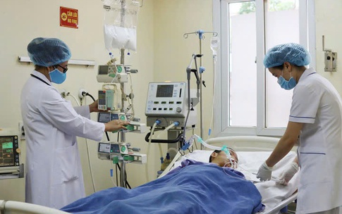 Kỳ tích hồi sinh cậu bé 14 tuổi mắc u não ác tính