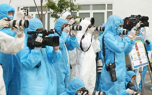 B&#225;o ch&#237; - cầu nối tri thức, bảo vệ sức khoẻ cộng đồng