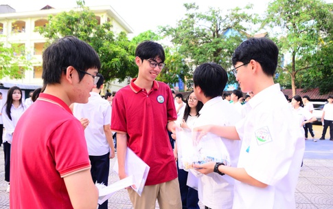 Học sinh Hà Nội tự tin 'khai màn' môn Ngữ văn, khởi động kỳ thi vào lớp 10