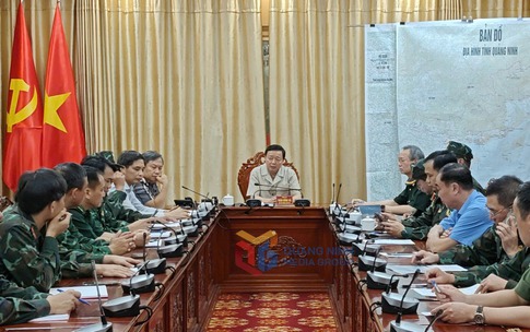 Phó Thủ tướng Trần Hồng Hà trực tiếp về Quảng Ninh chỉ đạo công tác cứu hộ vụ tàu du lịch gặp nạn