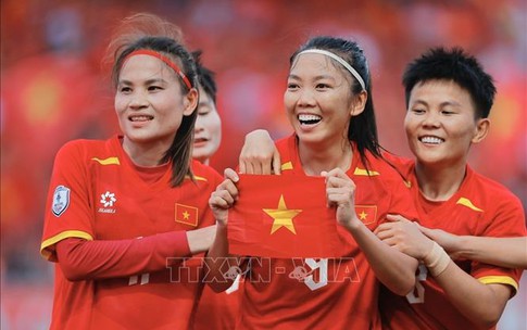 Thắng nữ Th&#225;i Lan 3-1, đội tuyển nữ Việt Nam gi&#224;nh Huy chương đồng AFF Cup 2025