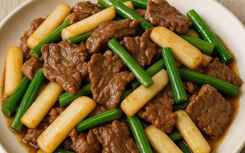 Ho&#224;i sơn x&#224;o thịt b&#242; - M&#243;n ăn bổ dưỡng trong m&#249;a thu