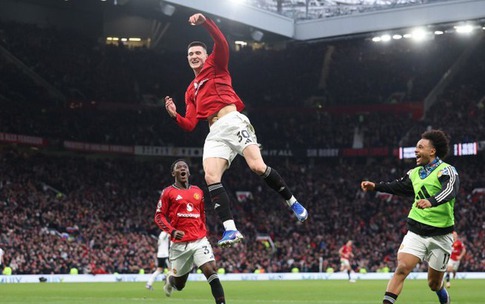 Premier League: M.U thắng kịch tính, Pep tức giận khi Man City bị chia điểm