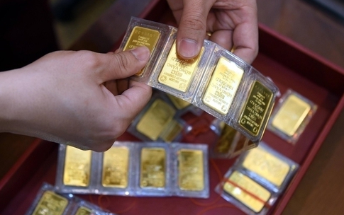Chốt giá vàng hôm nay ngày 7/7 tiếp đà giảm rất mạnh