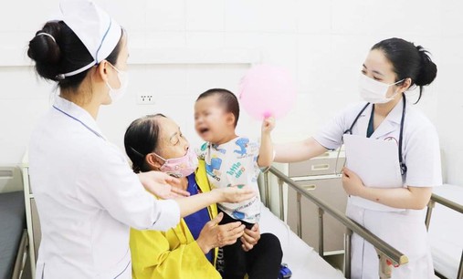 Ph&#225;t hiện ca bệnh &#39;Sốt Thỏ&#39; đầu ti&#234;n tại Trung t&#226;m y tế Đ&#244;ng Triều, Quảng Ninh