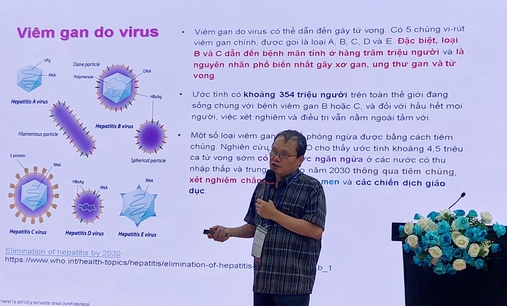 Trẻ c&#243; mẹ mắc vi&#234;m gan B nguy cơ 90% bị l&#226;y nếu kh&#244;ng được ti&#234;m trong 24 giờ đầu