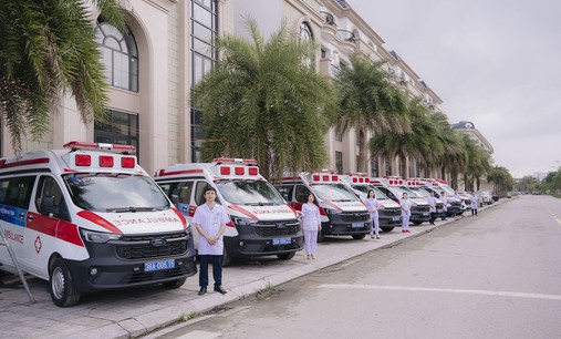 Hà Tĩnh tiếp nhận nhiều 'phòng cấp cứu di động'