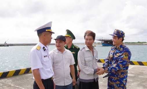 Quân y đảo Trường Sa điều trị thành công cho ngư dân bị chấn động não