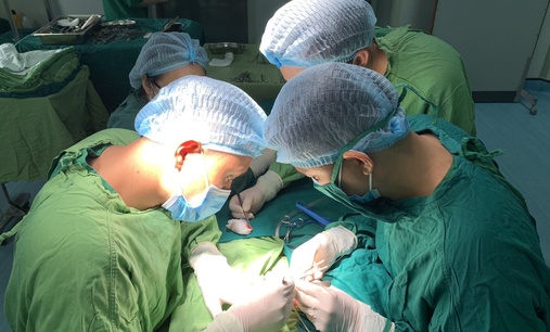 Từ ca bệnh nhi thủng dạ dày được cứu sống, làm gì để phòng ngừa cho trẻ?