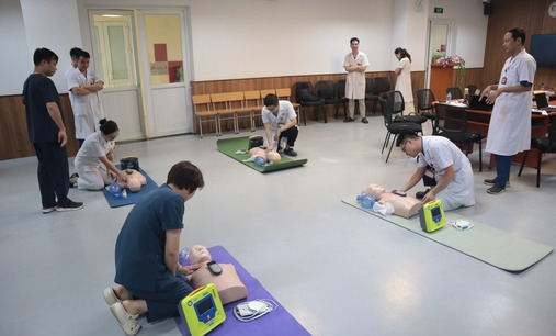 Ra đời chi nhánh đào tạo hồi sinh tim phổi theo tiêu chuẩn của Hiệp hội Tim mạch Hoa Kỳ (AHA) tại BV E