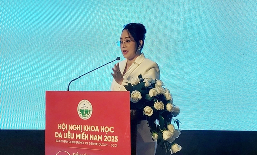 Gia tăng số người mắc c&#225;c bệnh l&#226;y truyền qua đường t&#236;nh dục, chuy&#234;n gia ‘b&#225;o động đỏ’
