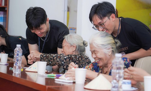 Quên tên người quen là bình thường, quên đến mức nào là dấu hiệu bệnh lý?