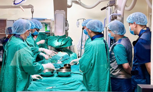Báo Sức khỏe và Đời sống là cầu nối kỹ thuật y khoa cao đến với người dân