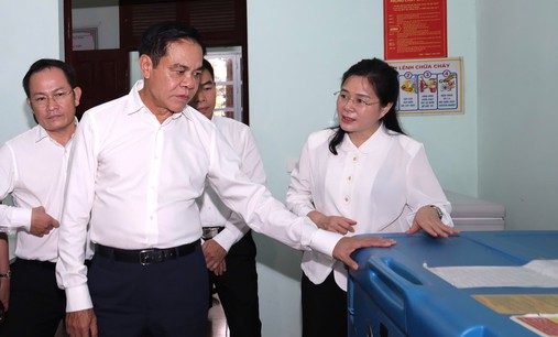 Nghệ An ưu tiên nguồn lực, nâng chất lượng khám chữa bệnh tại tuyến cơ sở