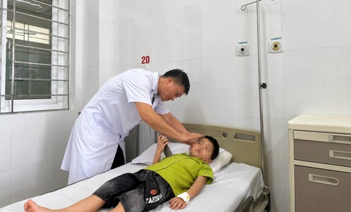 Kịp thời cứu chữa trẻ 5 tuổi bị chấn thương sọ não sau cú ngã
