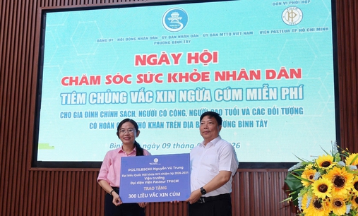 300 liều vaccine cúm đến với người dân phường Bình Tây, TPHCM