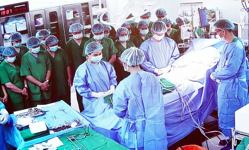 Xúc động: Nhân viên y tế BVĐK Xanh Pôn chết não, gia đình đồng ý hiến tạng cứu người
