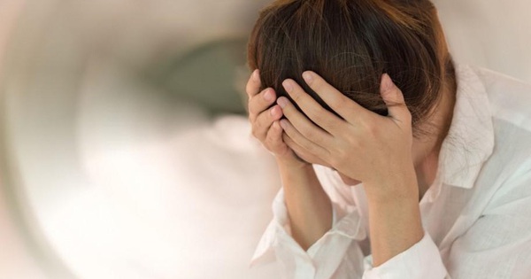 Có cách nào giảm thiểu các triệu chứng của bệnh rối loạn tiền đình tại nhà không?