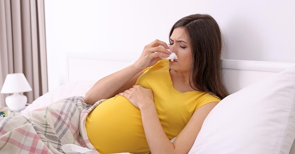 Đối tượng nào không nên sử dụng thuốc xịt mũi dành cho bà bầu?
