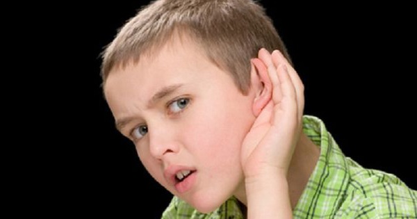 Làm thế nào để chẩn đoán viêm tai giữa ứ dịch ở trẻ em?
