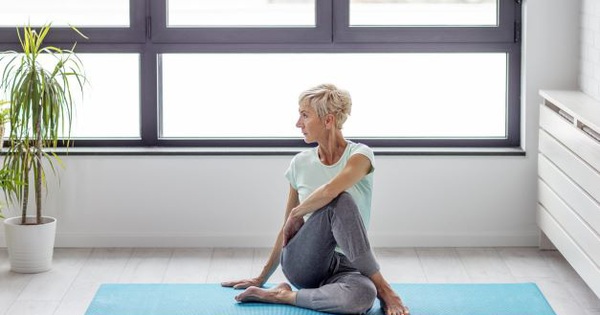 Những biện pháp tự chăm sóc để giảm đau lưng tại nhà?
