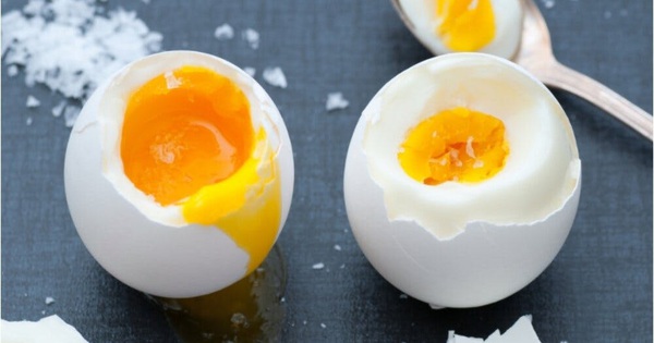 Nếu sốt dầu trứng bị đông, có thể nấu lại hoặc làm thay đổi thành món ăn khác được không?
