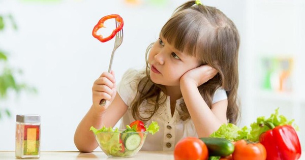 Trẻ bị ho nên ăn gì?