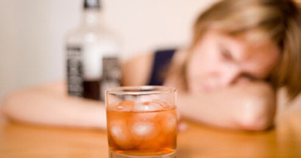 Tại sao uống nhiều rượu lại có thể gây ra bệnh tim mạch? 
