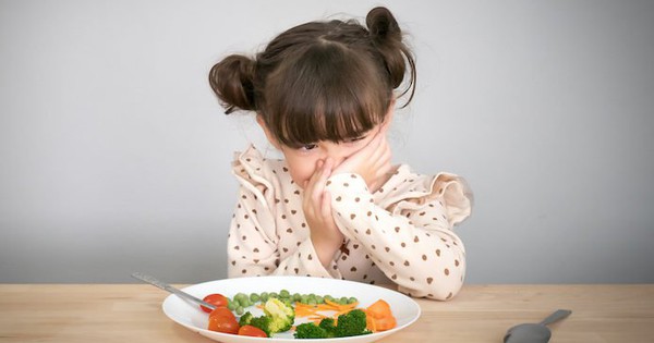 Trẻ bị táo bón nên ăn gì?