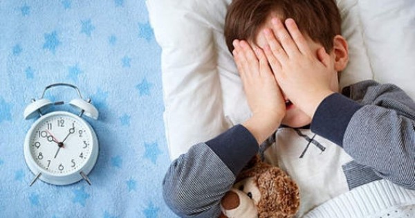 Rối loạn giấc ngủ ở trẻ em có thể gây ra những tác động tiêu cực nào cho sức khỏe?
