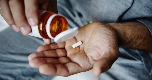 Diclofenac có tác dụng giảm đau trong bao lâu sau khi sử dụng?
