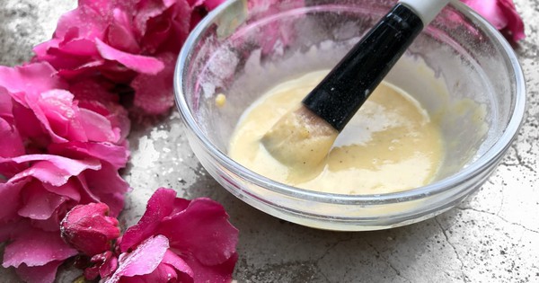 5 công thức mặt nạ 'nuôi dưỡng' làn da trắng sáng mùa đông