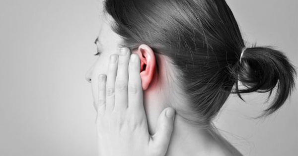 Làm thế nào để chăm sóc và điều trị viêm tai giữa?
