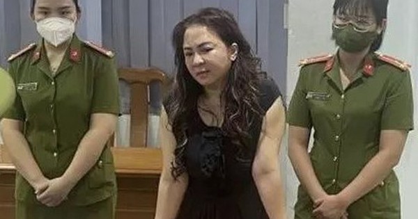 Bị can Nguyễn Phương Hằng có lợi gì khi Công an TP HCM tiếp nhận hồ sơ vụ án từ Công an Bình Dương?