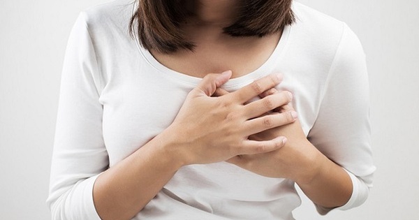 Triệu chứng nổi bật nhất của ngực sưng đau là gì?
