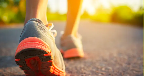 Làm thế nào đi bộ có thể cải thiện sức khỏe tim mạch?
