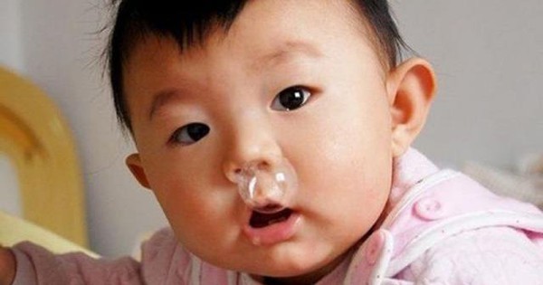 Làm thế nào để làm giảm ho và sổ mũi cho bé?
