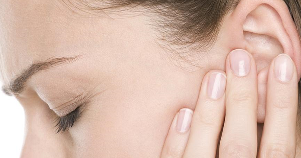 Nhức tai ù tai là tình trạng gì?
