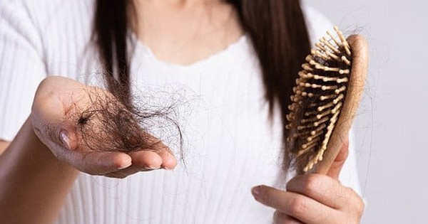 Rụng tóc do thiếu chất nào?