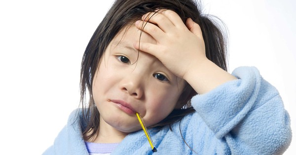 Có cách nào điều trị viêm hô hấp trên ở trẻ?
