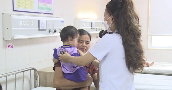 Nắng nóng thất thường, trẻ mắc viêm màng não tăng mạnh